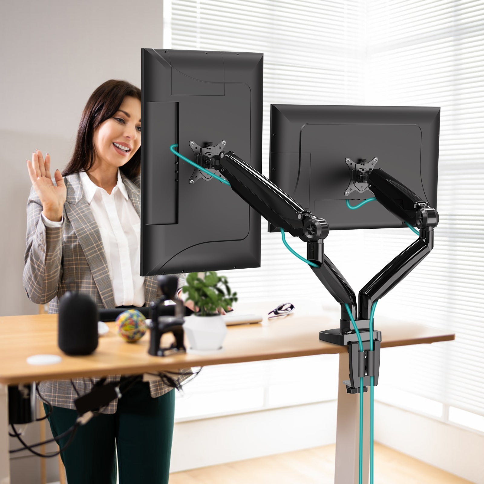 Ultrawide Dual Monitor Desk Mount for Max 35'' Monitors MUM-7002